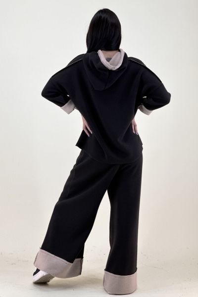 Дамски суитшърт от много плътно трико