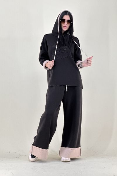 Дамски суитшърт от много плътно трико