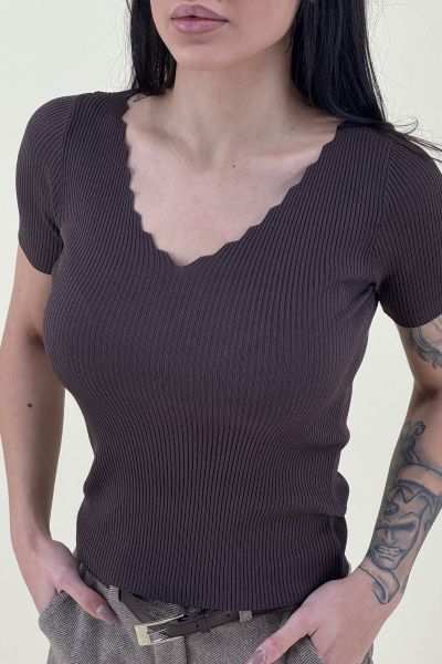 Дамска блуза фино плетиво в светло кафяво със сребърен ефект