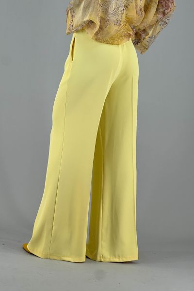 Дамски панталон в жълто