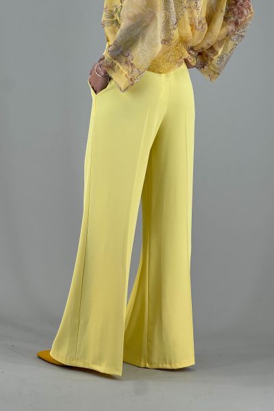 Дамски панталон в жълто
