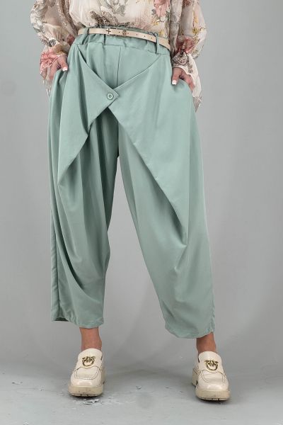 Дамски панталон в светло зелено