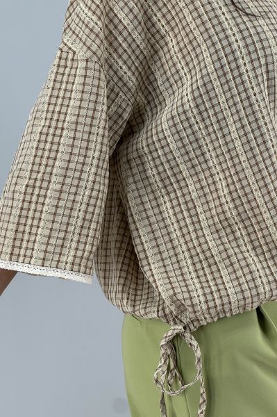 Дамска риза