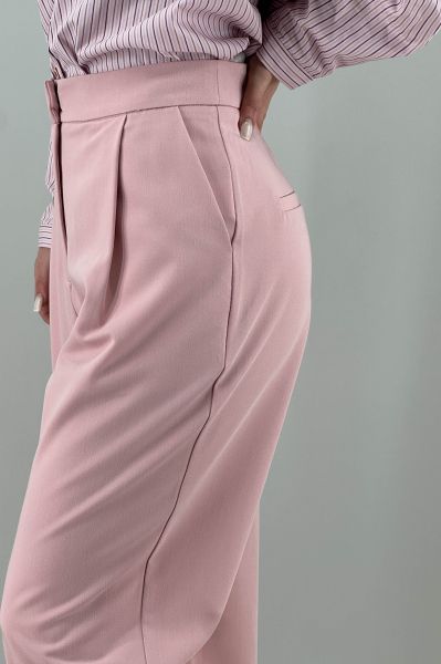 Дамски панталон в цвят пудра