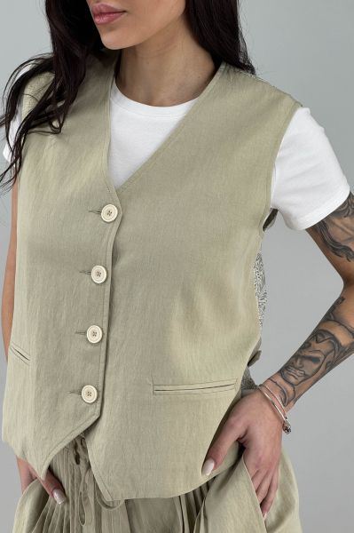 Дамски елек в светло зелено