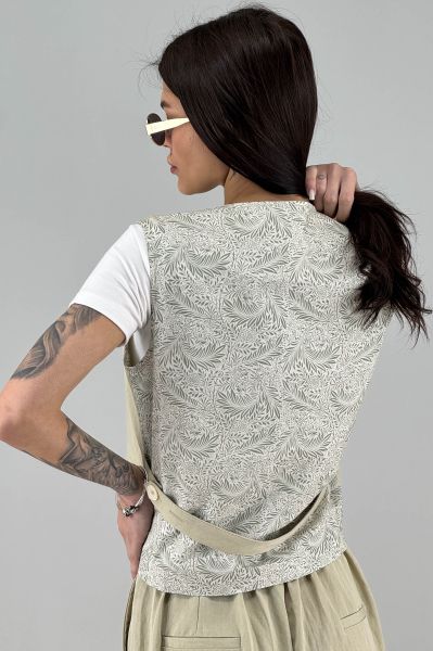 Дамски елек в светло зелено