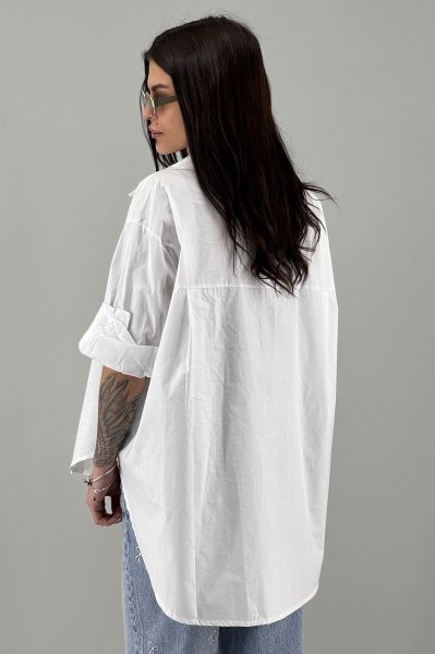 Дамска риза в бяло