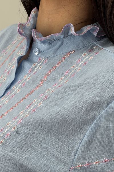 Дамска риза