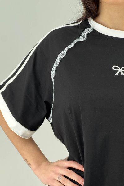 Дамска блуза в черно с бяло