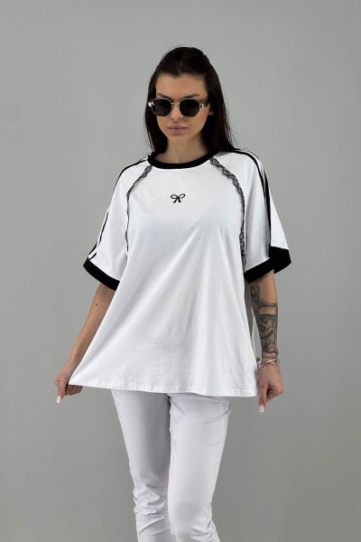 Дамска блуза в бяло с черно