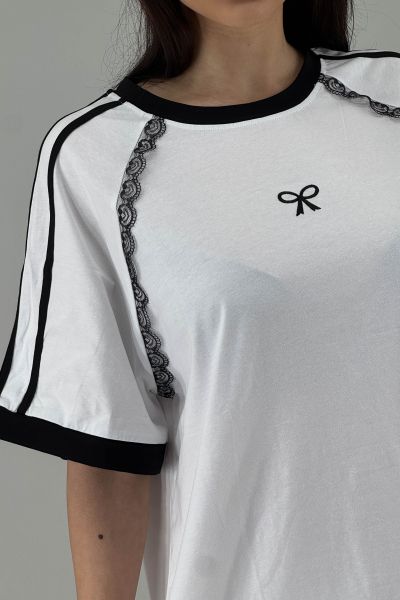 Дамска блуза в бяло с черно