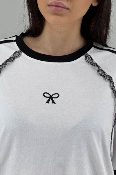 Дамска блуза в бяло с черно