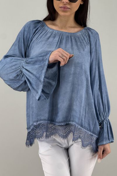 Дамска блуза в светло синьо