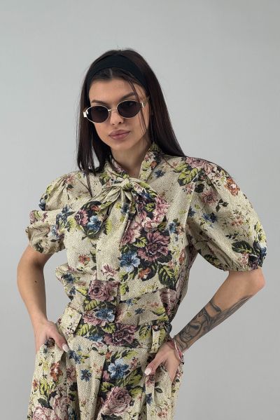 Дамска риза