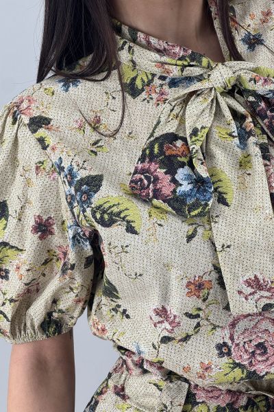 Дамска риза