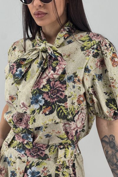 Дамска риза