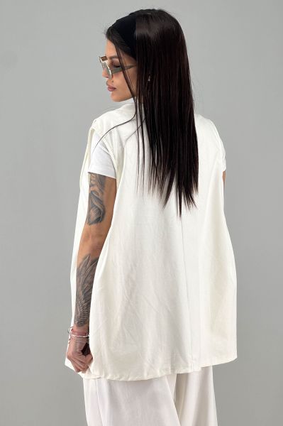 Дамски дълъг елек в бяло-крем