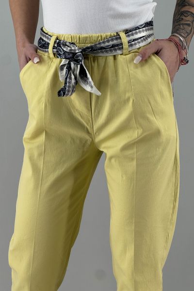 Дамски панталон в жълто