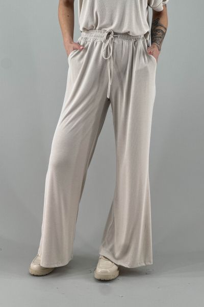 Дамски спортен панталон в екрю