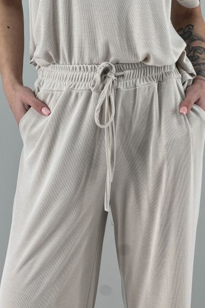 Дамски спортен панталон в екрю