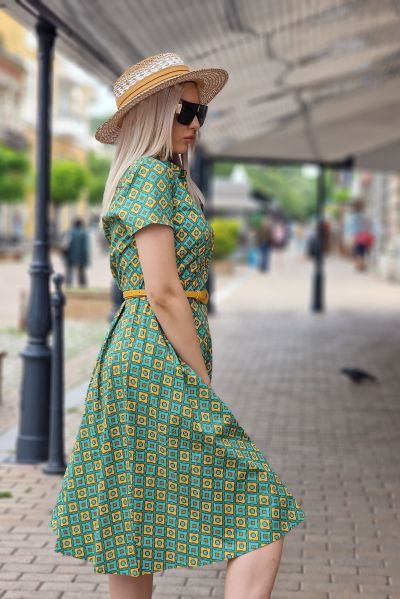 Рокля от памук миди дължина