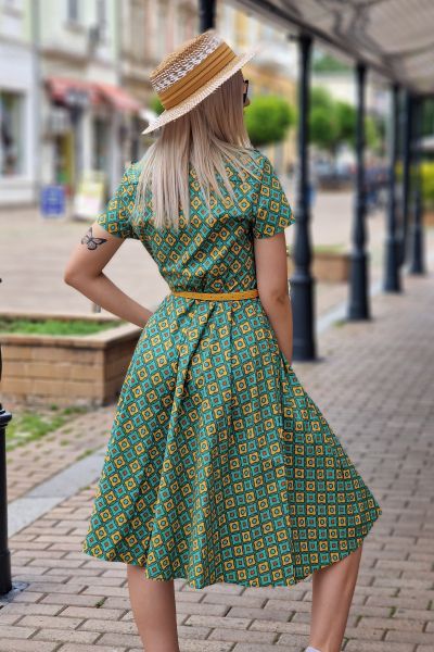 Рокля от памук миди дължина